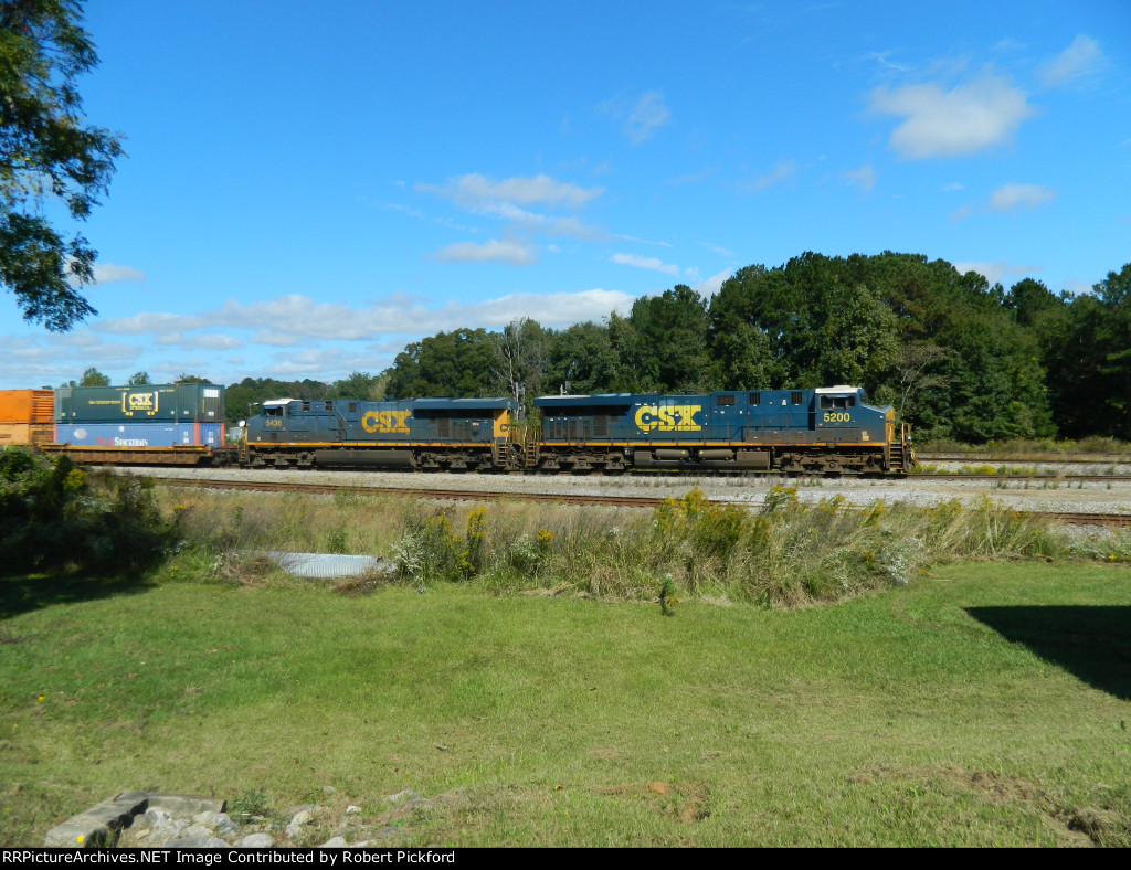 CSX 5200 & 5436